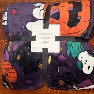 NWT Vera Bradley Peanuts Halloween Throw Blanket